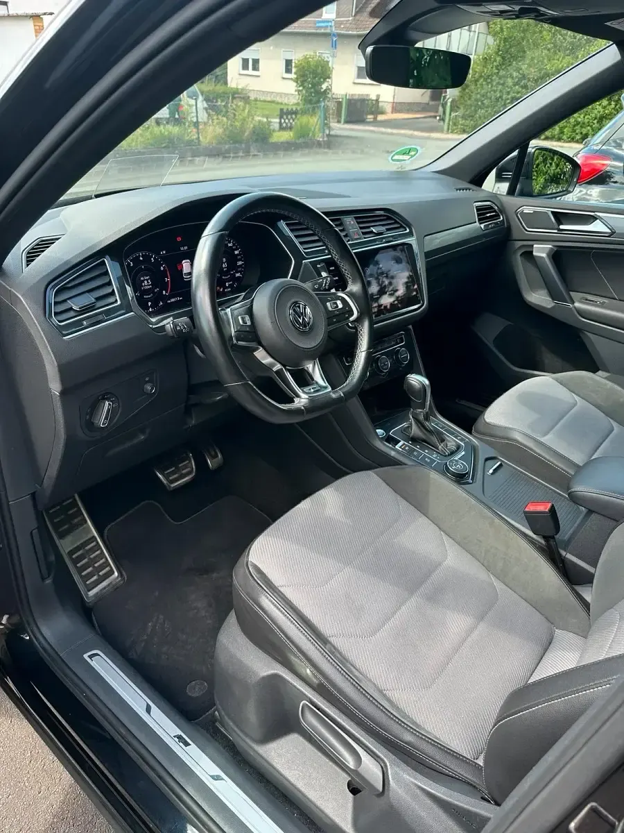 Gebraucht VW Tiguan R-line 220 PS (161 kW) 2017 Schwarz SUV