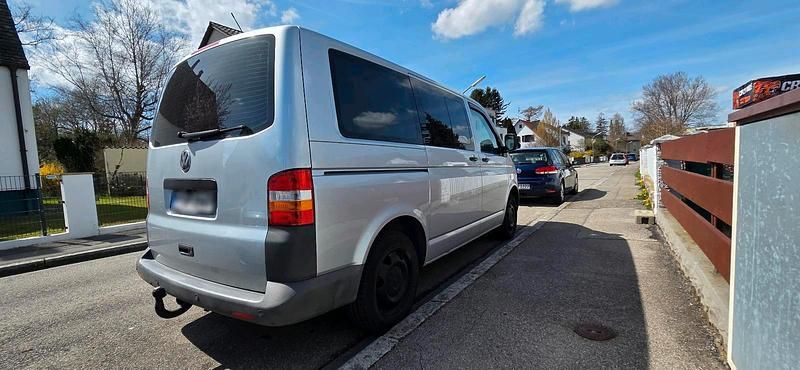Używany VW Transporter 130 KM (95 kW) 2009 Srebrny Van