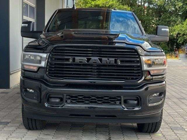 Gebraucht Dodge Ram 426 PS (313 kW) 2023 Schwarz Pickup