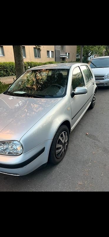 Gebraucht VW Golf III 75 PS (55 kW) 1999 Silber Kombi