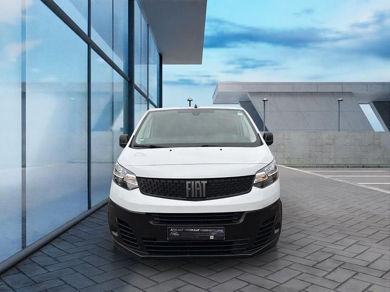 Gebraucht Fiat Scudo Basis 144 PS (105 kW) 2023 Weiß Van