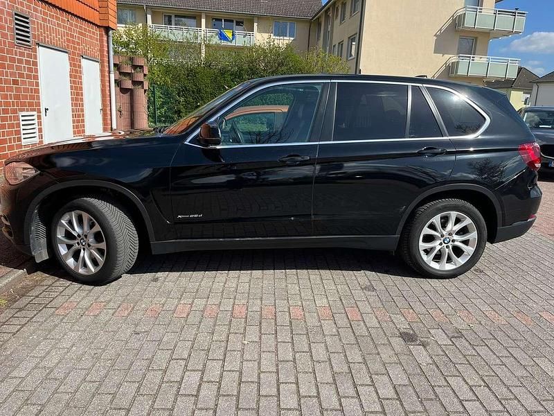Gebraucht BMW X5 Exclusive 245 PS (180 kW) 2016 Schwarz SUV