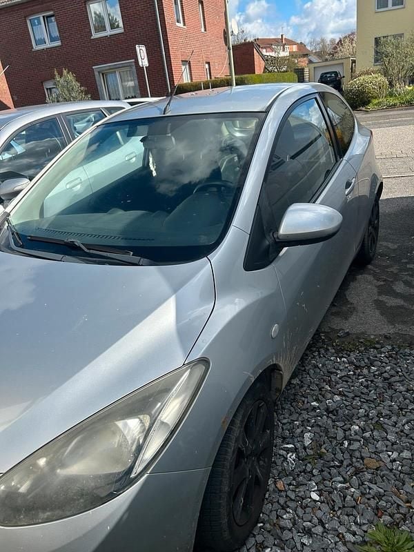 Gebraucht Mazda 2 102 PS (75 kW) 2008 Silber Kleinwagen