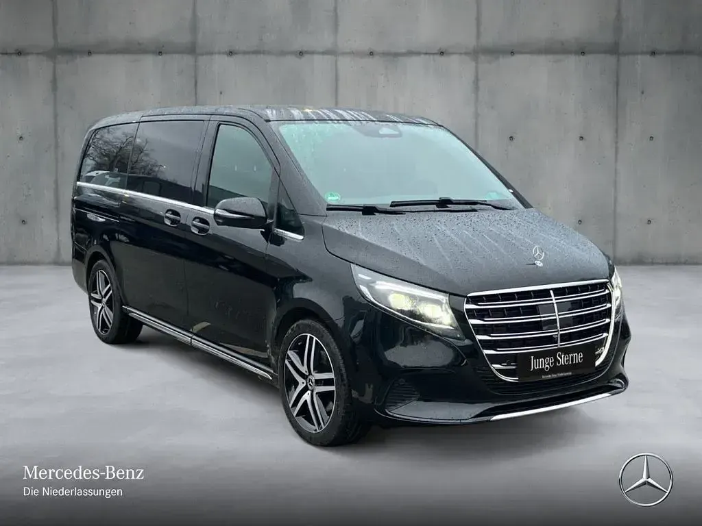 Gebraucht Mercedes V300 Exclusive 237 PS (174 kW) 2025 Schwarz Van / Kleinbus