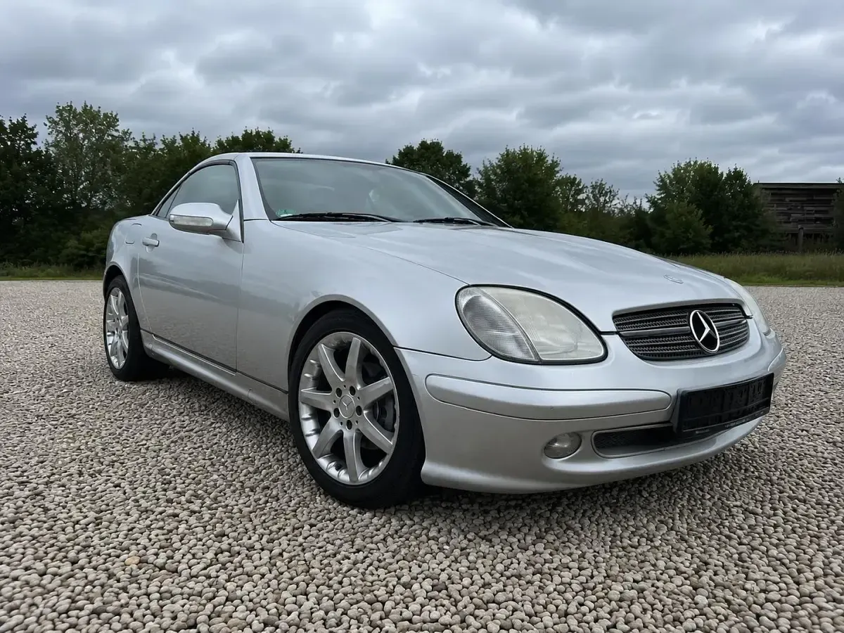 Gebraucht Mercedes SLK200 163 PS (119 kW) 2001 Silber Cabrio