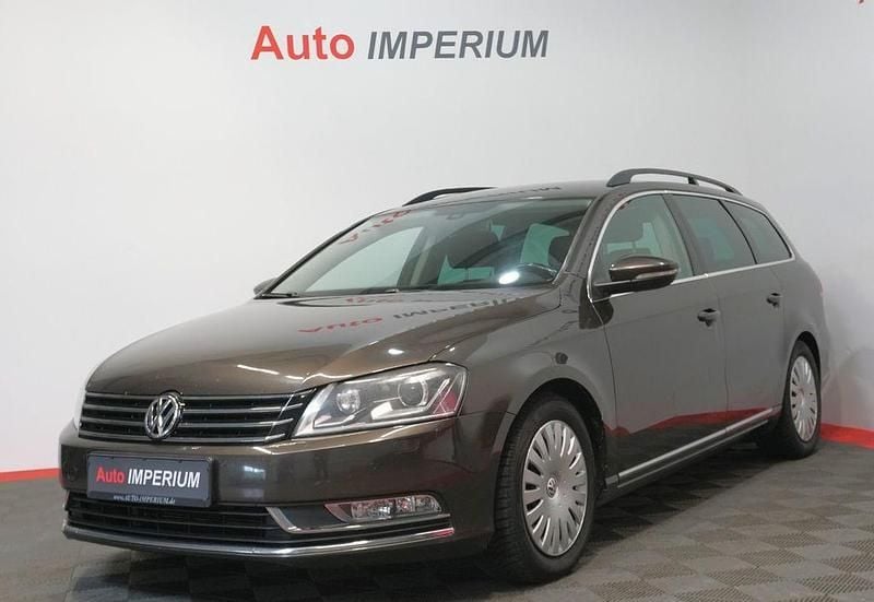 Schwarz Gebraucht 2013 VW Passat Comfortline Kombi | 5.200 € (Superpreis) - Bild 1/4