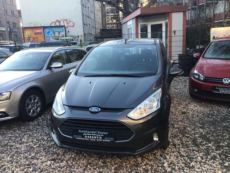 Gebraucht Ford B-MAX Trend 101 PS (74 kW) 2017 Grau Van / Kleinbus