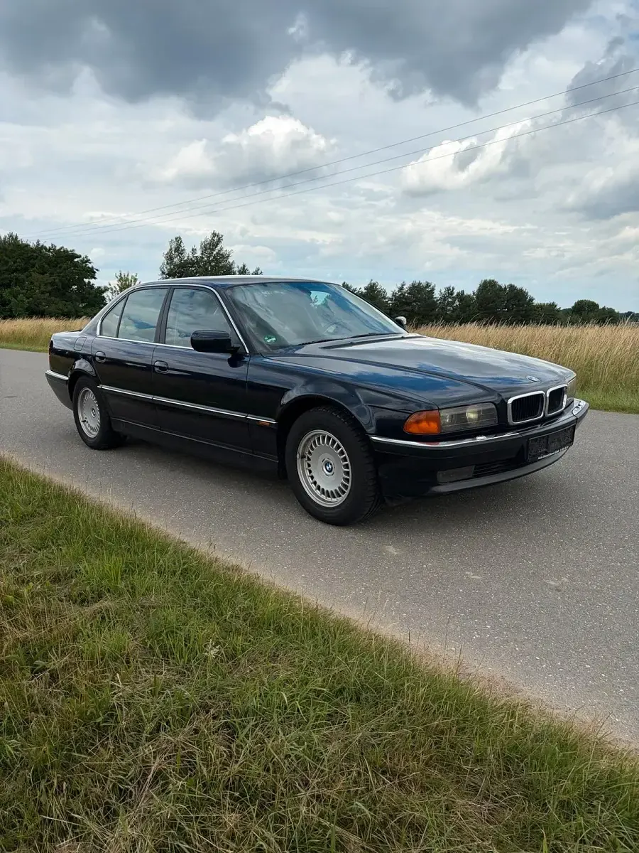 Gebraucht BMW 728 193 PS (141 kW) 1998 Blau Limousine