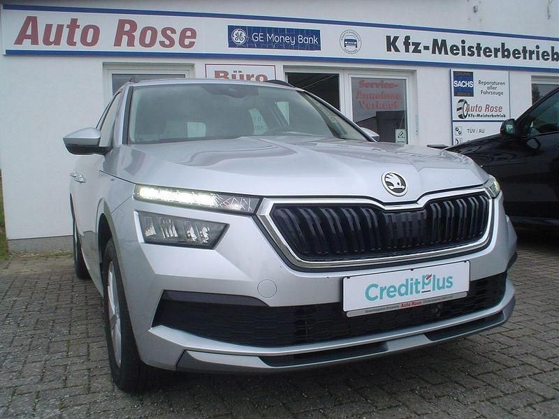 Silber Gebraucht 2024 Skoda Kamiq Ambition SUV | 23.950 € (Fairer Preis) - Bild 1/4