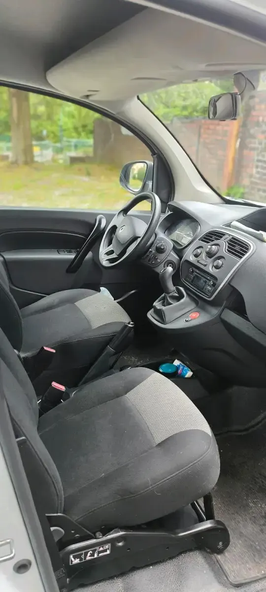 Gebraucht Renault Kangoo 75 PS (55 kW) 2019 Weiß Van / Kleinbus