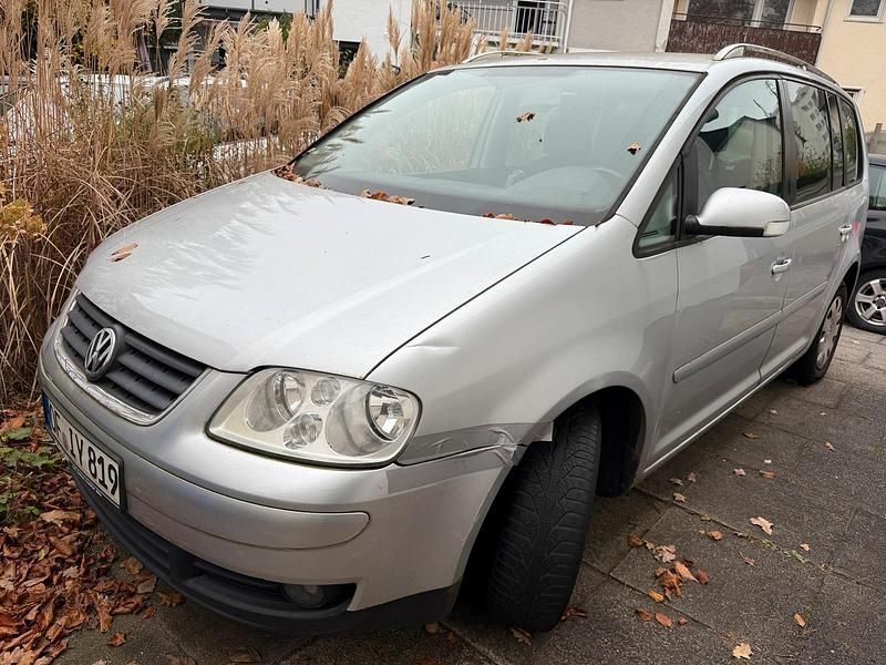 Silber Gebraucht 2003 VW Touran Van / Kleinbus | 350 € (Superpreis) - Bild 1/4
