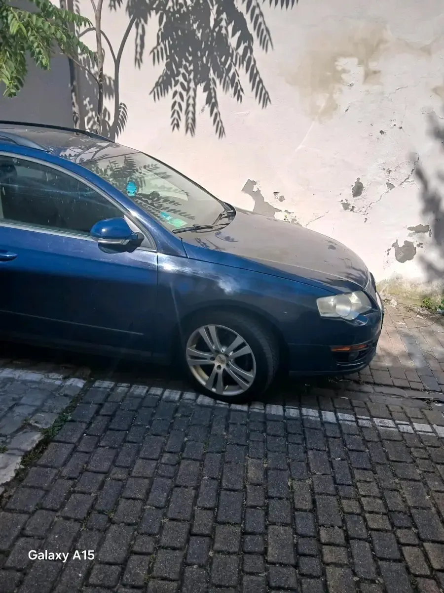 Gebraucht VW Passat 116 PS (85 kW) 2007 Blau Kombi