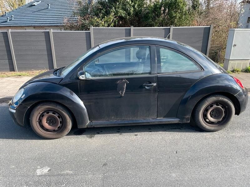 Gebraucht VW New Beetle 105 PS (77 kW) 2007 Schwarz Kleinwagen