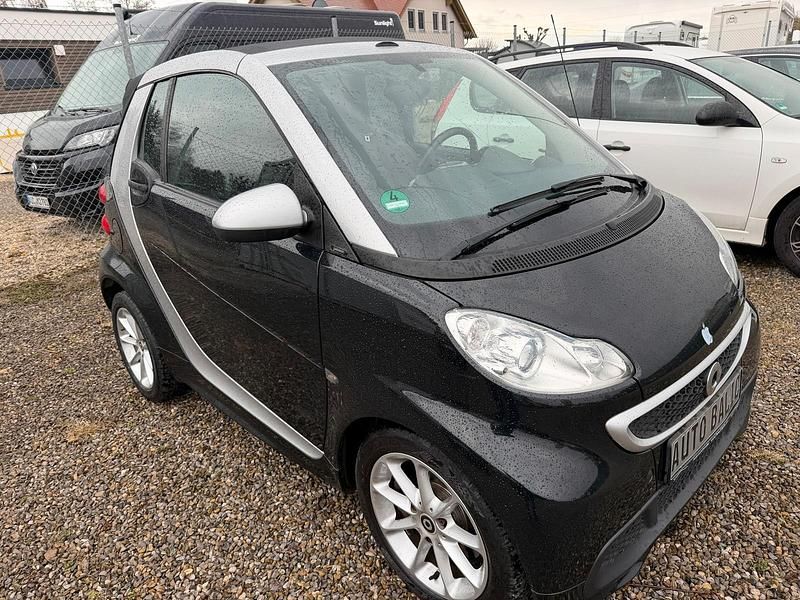 Gebraucht Smart ForTwo Cabrio 52 PS (38 kW) 2012 Schwarz Cabrio