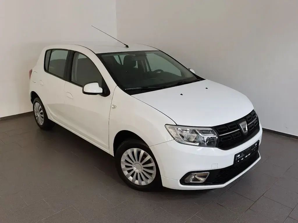 Gebraucht Dacia Sandero 101 PS (74 kW) 2020 Weiß Limousine