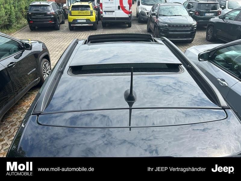 Second-hand Jeep Compass 241 CP (177 kW) 2022 Negru SUV