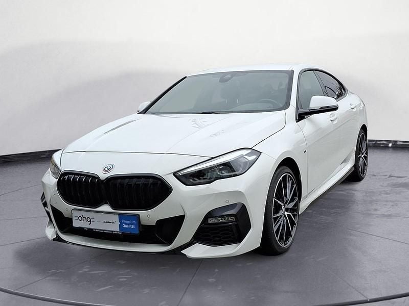 Gebraucht BMW 220 M Sport 178 PS (130 kW) 2022 Weiß Coupé