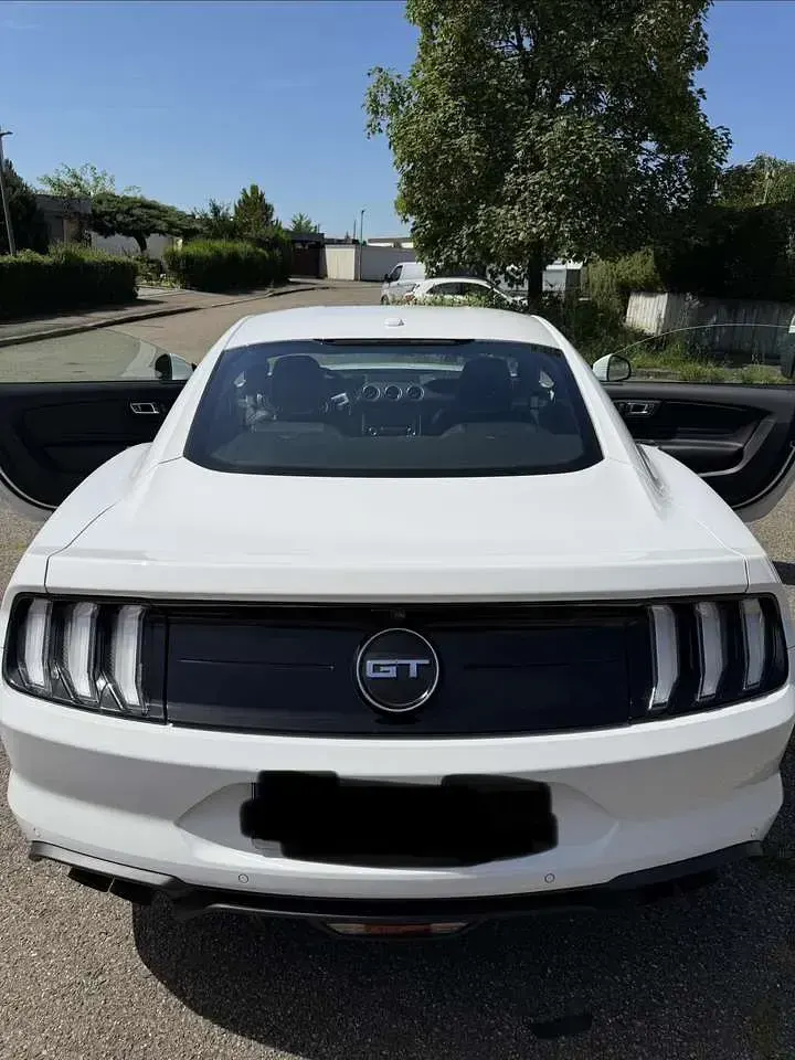 Gebraucht Ford Mustang GT Fastback 450 PS (330 kW) 2018 Weiß Coupé