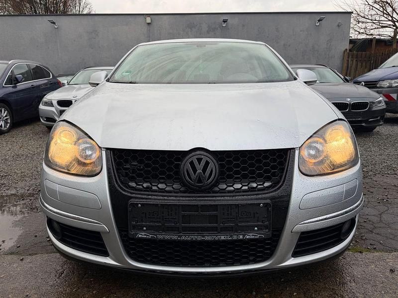 Gebraucht VW Jetta United 122 PS (89 kW) 2008 Silber Limousine