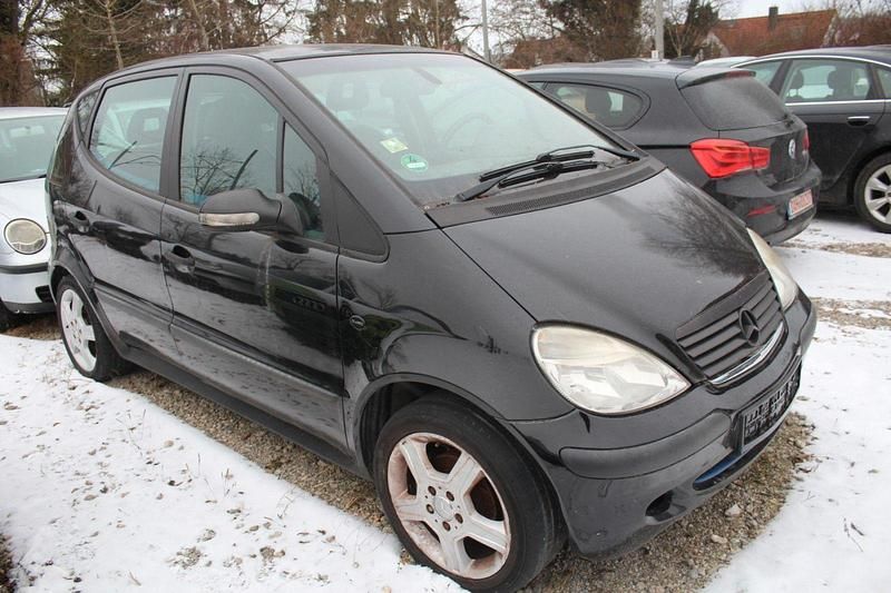 Schwarz Gebraucht 2003 Mercedes A140 Classic Van / Kleinbus | 490 € (Superpreis) - Bild 1/4