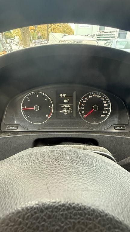 Gebraucht VW Caravelle 140 PS (102 kW) 2014 Weiß Van / Kleinbus