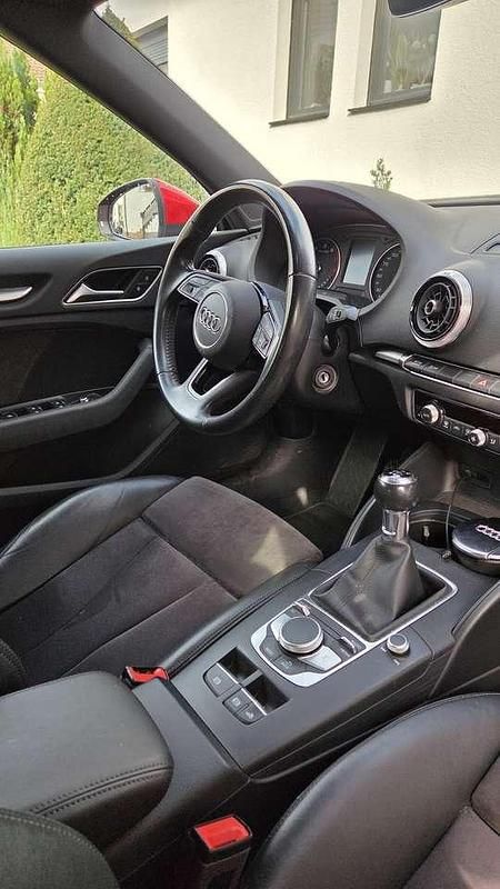 Gebraucht Audi A3 Cabriolet S-Line 150 PS (110 kW) 2018 Rot Cabrio