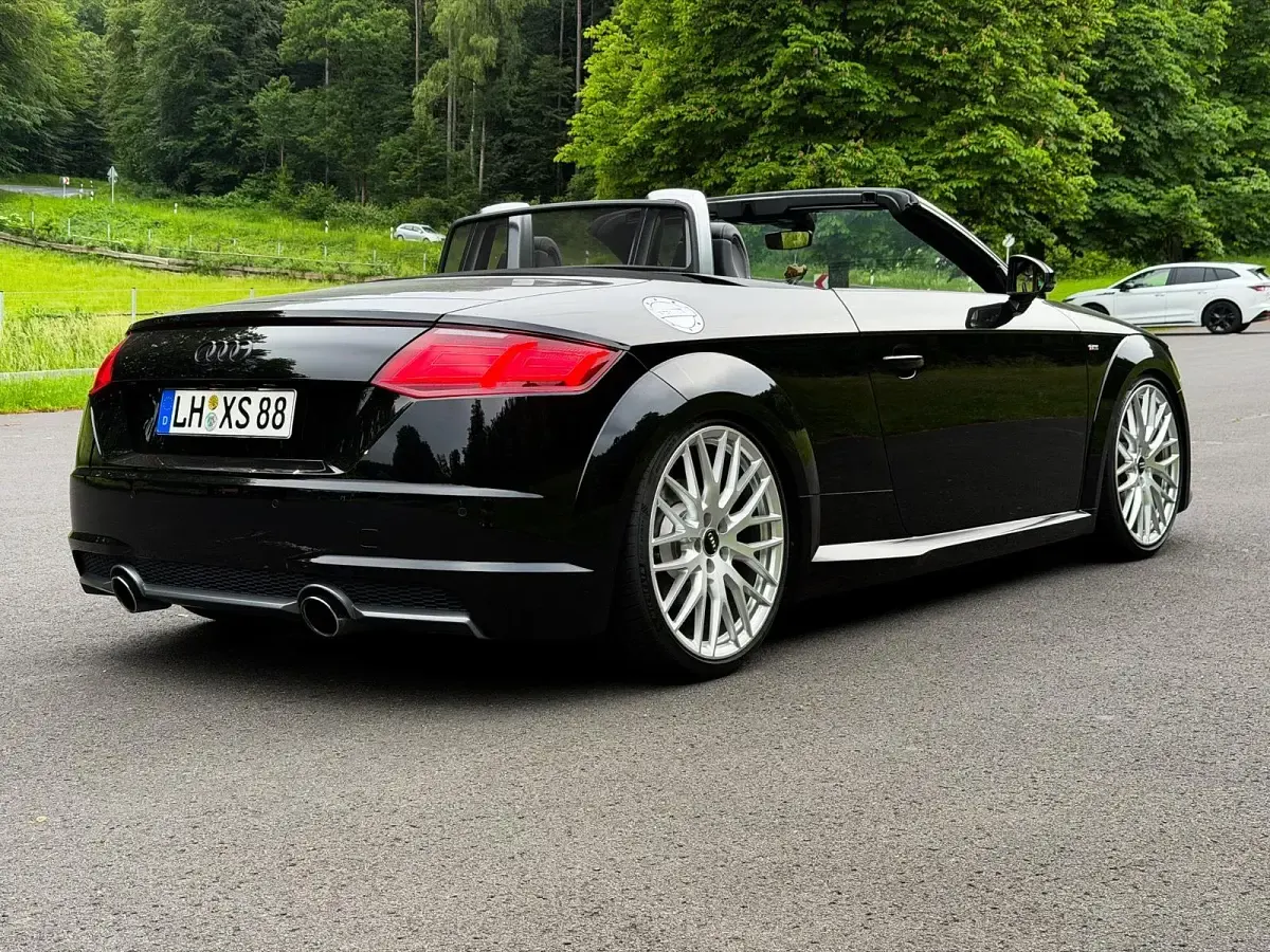 Gebraucht Audi TT Roadster S-Line 230 PS (169 kW) 2015 Schwarz Cabrio