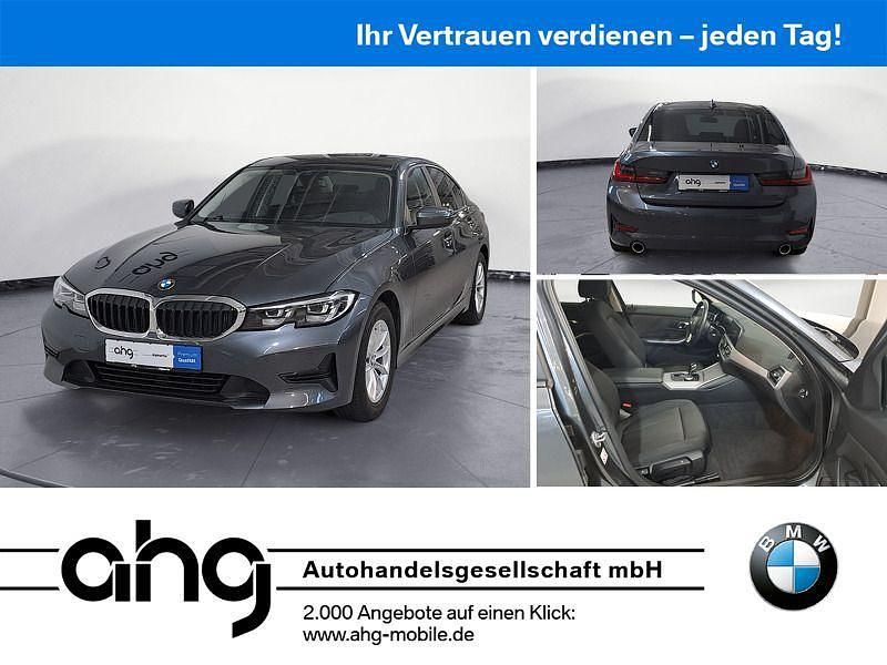 Grau Gebraucht 2021 BMW 320 Limousine | 27.830 € (Guter Preis) - Bild 1/4
