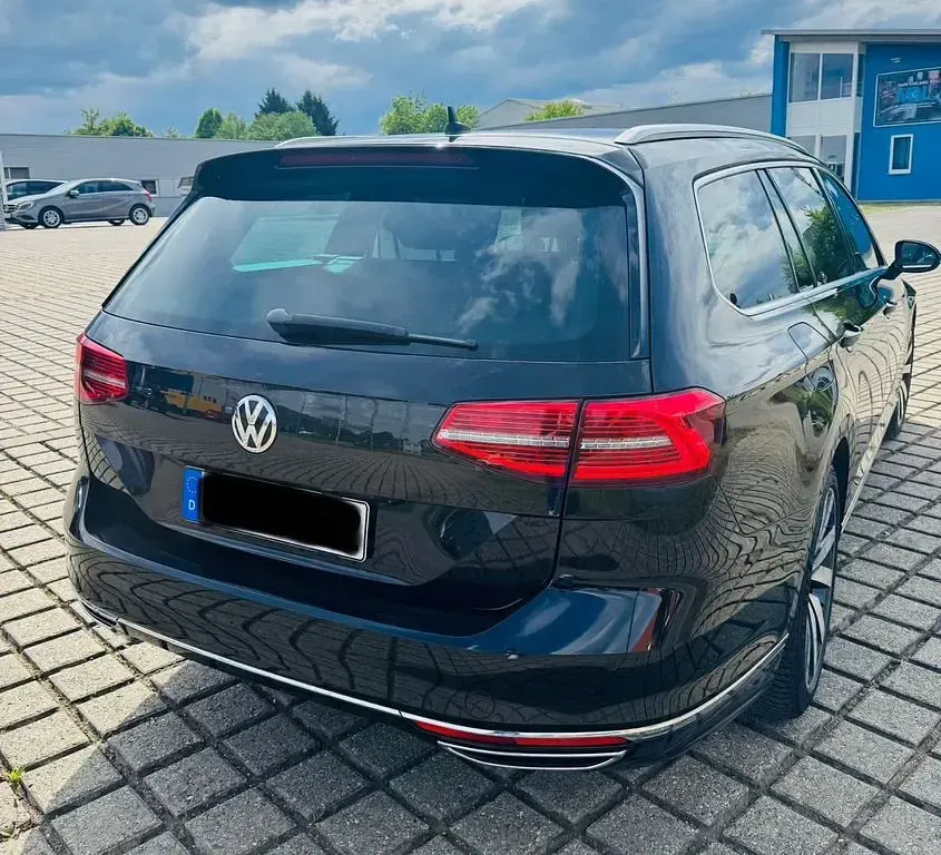 Usata VW Passat Highline 239 CV (175 kW) 2016 Nero Station wagon