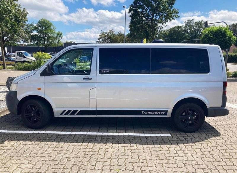 Gebraucht VW T5 131 PS (96 kW) 2007 Silber Van