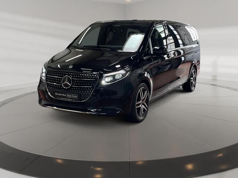 Gebraucht Mercedes V300 237 PS (174 kW) 2025 Obsidianschwarz metallic Van / Kleinbus