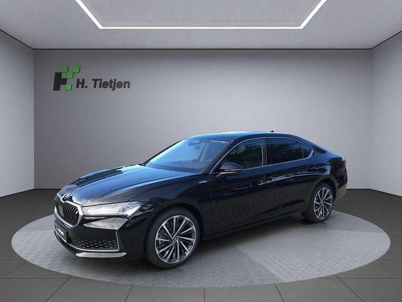 Schwarz Neu 2025 Skoda Superb LAURIN & KLEMENT Limousine | 53.590 € (Teuer) - Bild 1/4