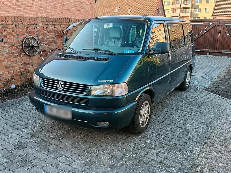 Gebraucht VW T4 102 PS (75 kW) 2001 Grün Van