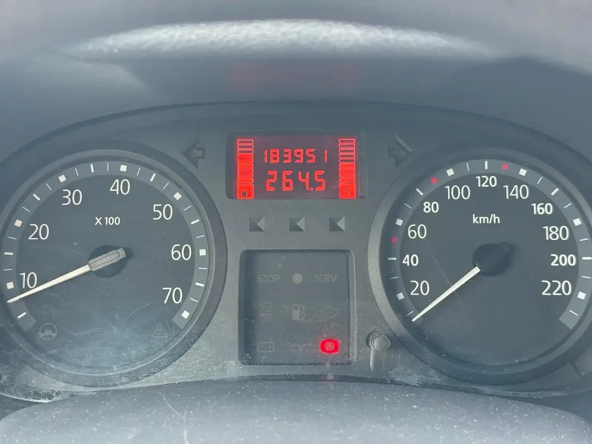 Gebraucht Renault Clio II 75 PS (55 kW) 2005 Silber Kleinwagen