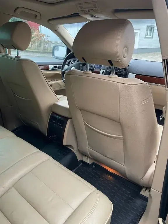 Gebraucht VW Touareg 230 PS (169 kW) 2006 Grau SUV