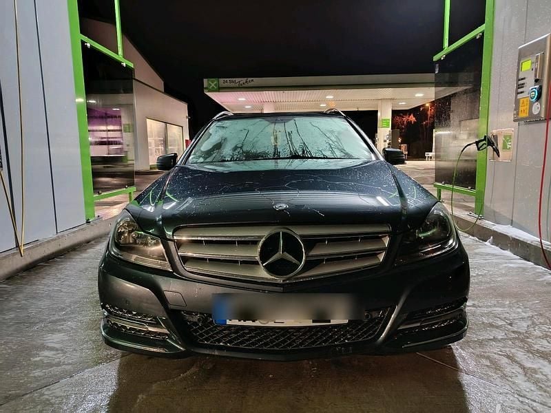 Gebraucht Mercedes 180 Avantgarde 156 PS (114 kW) 2013 Grau Limousine