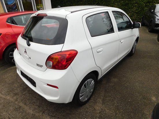 Gebraucht Mitsubishi Space Star Basis 71 PS (52 kW) 2019 Weiß Kleinwagen