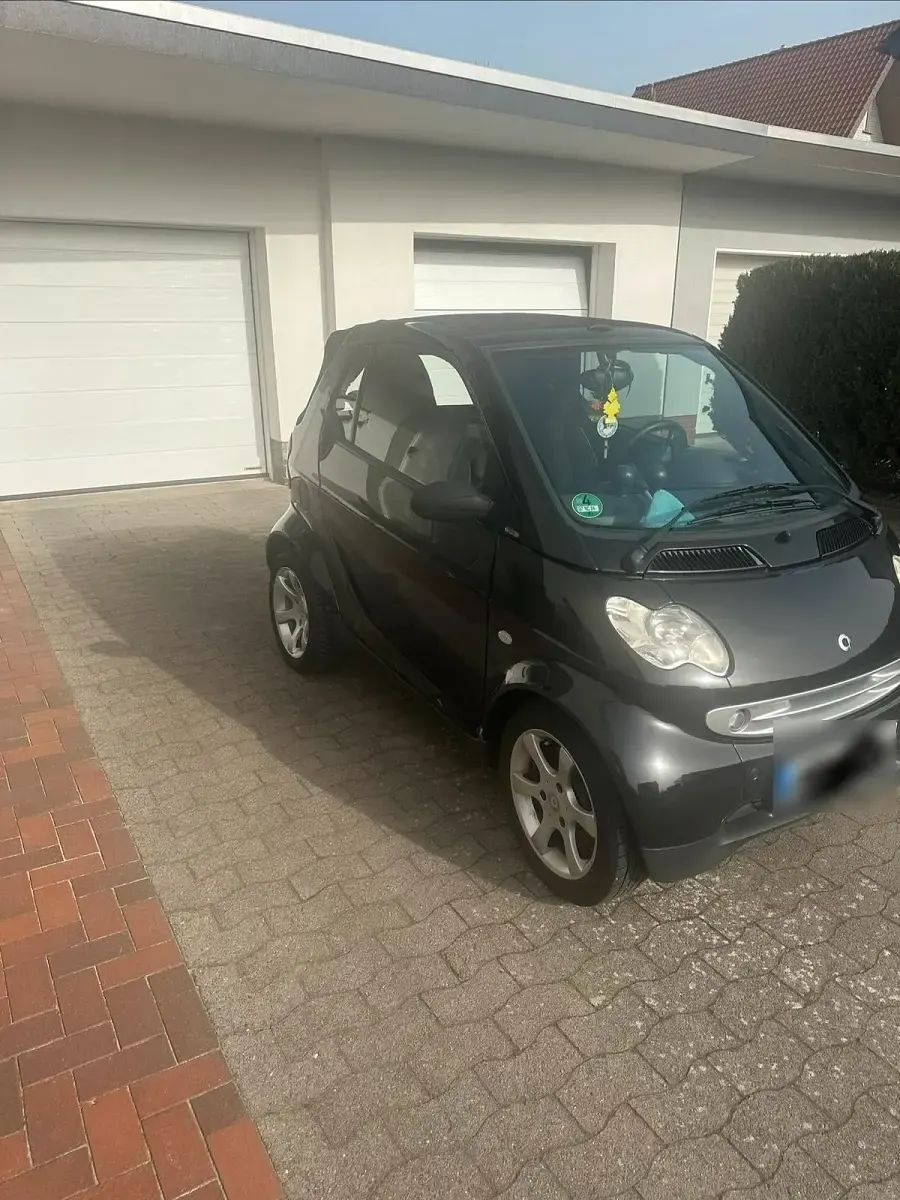 Gebraucht Smart ForTwo Cabrio 61 PS (44 kW) 2005 Schwarz Cabrio