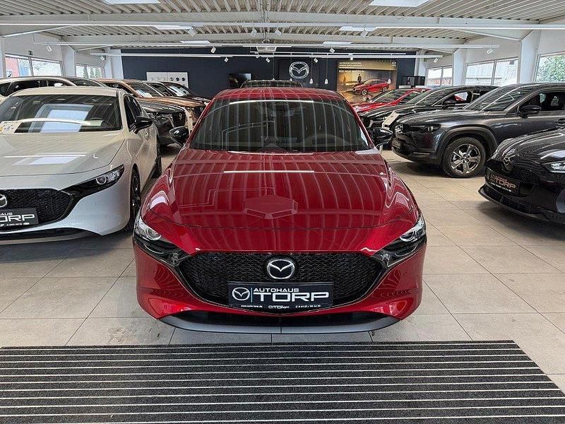Neu Mazda 3 Homura-Line 140 PS (102 kW) 2025 Rot Limousine