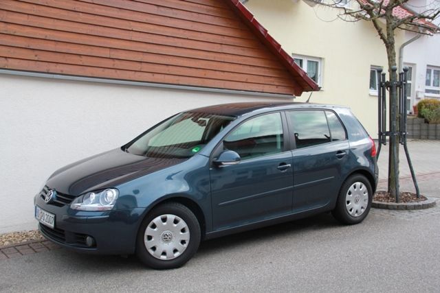 Gebraucht VW Golf V Trendline 190 PS (139 kW) 2007 Blau metallic Limousine