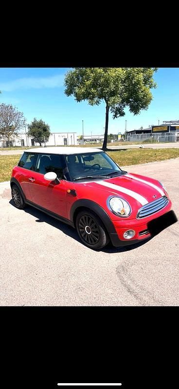 Rot Gebraucht 2008 Mini Cooper Coupé Coupé | 2.900 € (Guter Preis) - Bild 1/4
