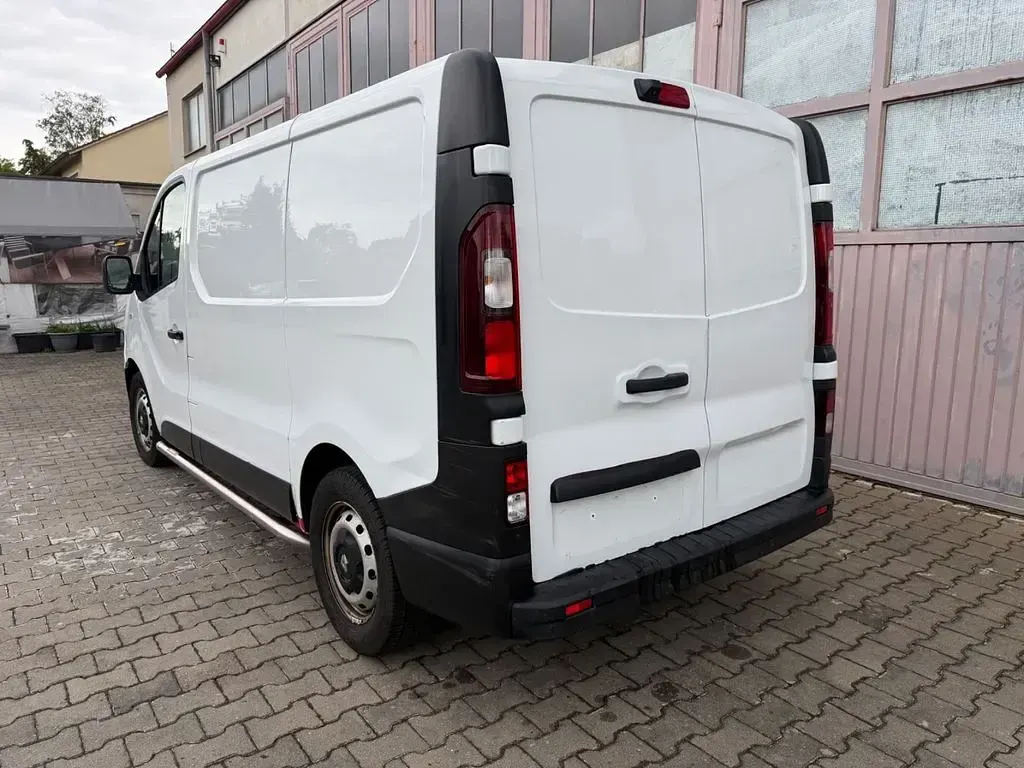 Gebraucht Renault Trafic Komfort 120 PS (88 kW) 2020 Weiß Van / Kleinbus