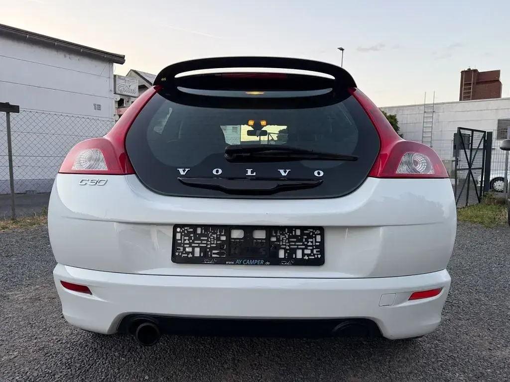 Gebraucht Volvo C30 R-Design 101 PS (74 kW) 2009 Weiß Kleinwagen