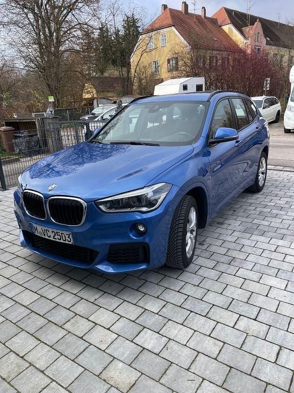 Blau Gebraucht 2018 BMW X1 M Sport SUV | 17.300 € (Superpreis) - Bild 1/4