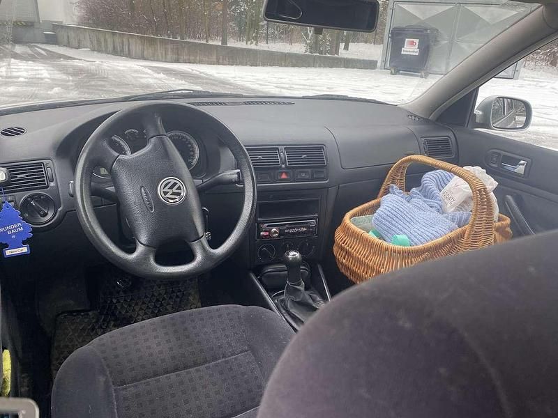 Gebraucht VW Golf IV 105 PS (77 kW) 2000 Silber Kombi