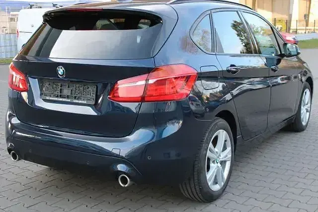 Gebraucht BMW 218 Active Tourer Advantage 150 PS (110 kW) 2019 Blau Van / Kleinbus