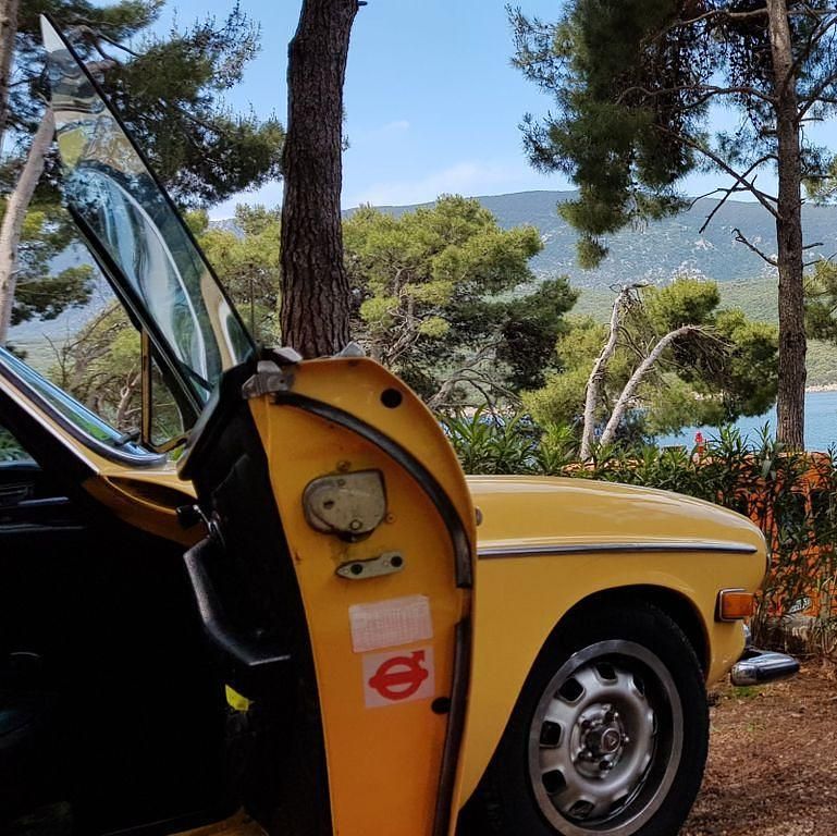 Gelb Gebraucht 1973 Volvo P1800 Coupé | 22.999 € - Bild 1/4