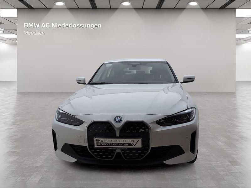 Gebraucht BMW i4 210 kW (286 PS) 2023 Weiß Limousine