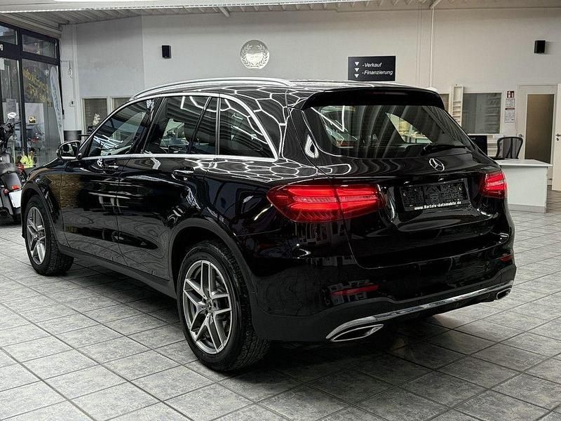 Gebraucht Mercedes GLC220 AMG line 170 PS (125 kW) 2019 Schwarz SUV