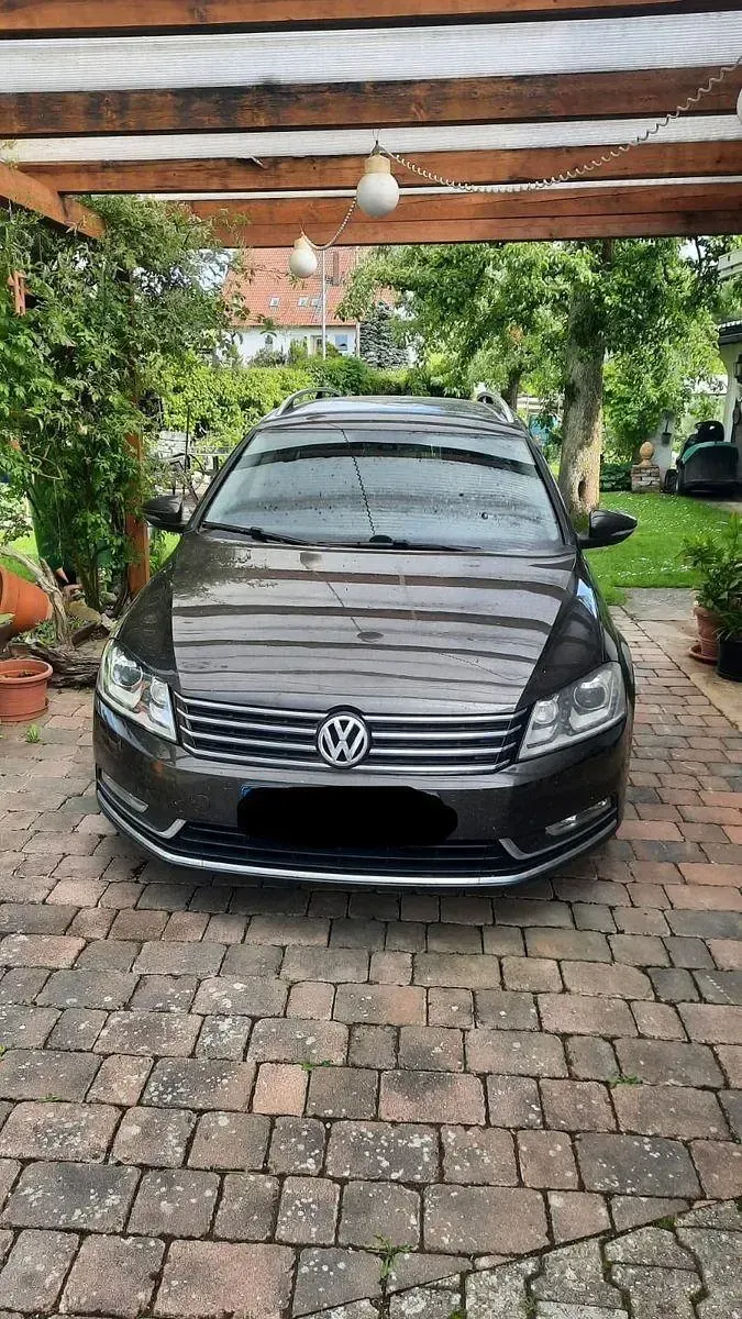 Gebraucht VW Passat Comfortline 140 PS (102 kW) 2013 Braun Limousine